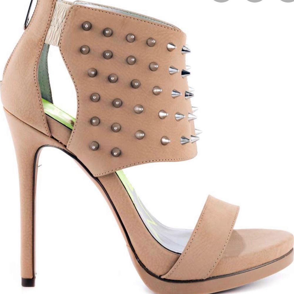 💛🧡Circus by Sam Edelman studded heels